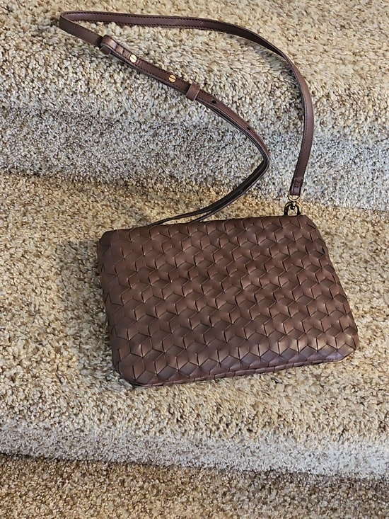 Madewell Handbags - Gorgeous Madewell 10" Woven Soft Brown Leather Crossbody Bag Clean